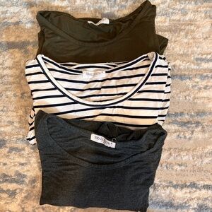 Set of 3 maternity shirts